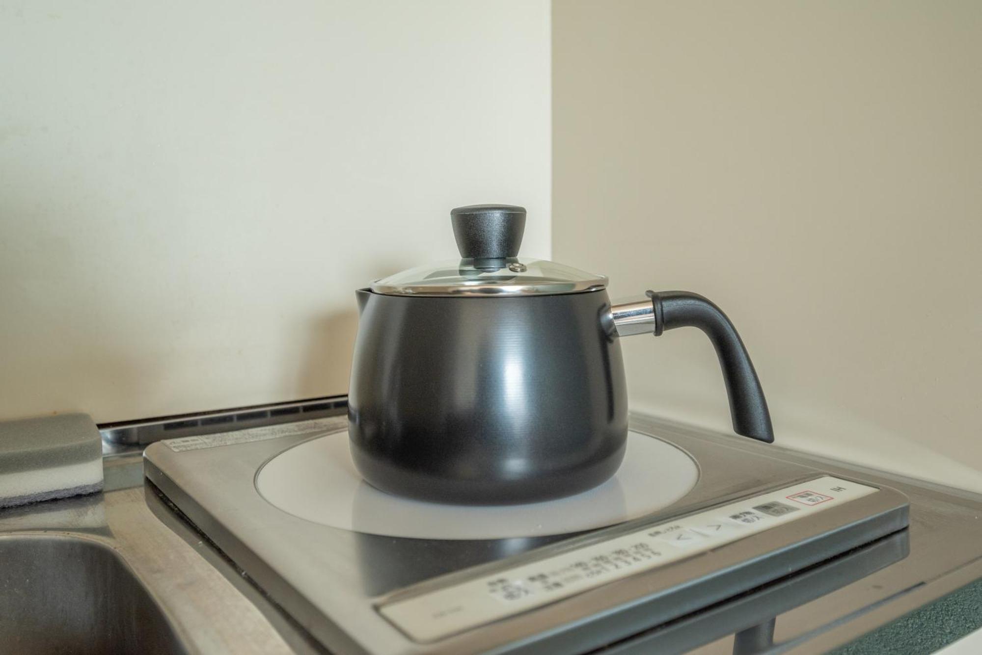Apartment 梅田まで電車で5分 2024年フルリフォーム 雰囲気の良い商店街を満喫 コンビニとカフェまで徒歩1分 建物3階 Osaka